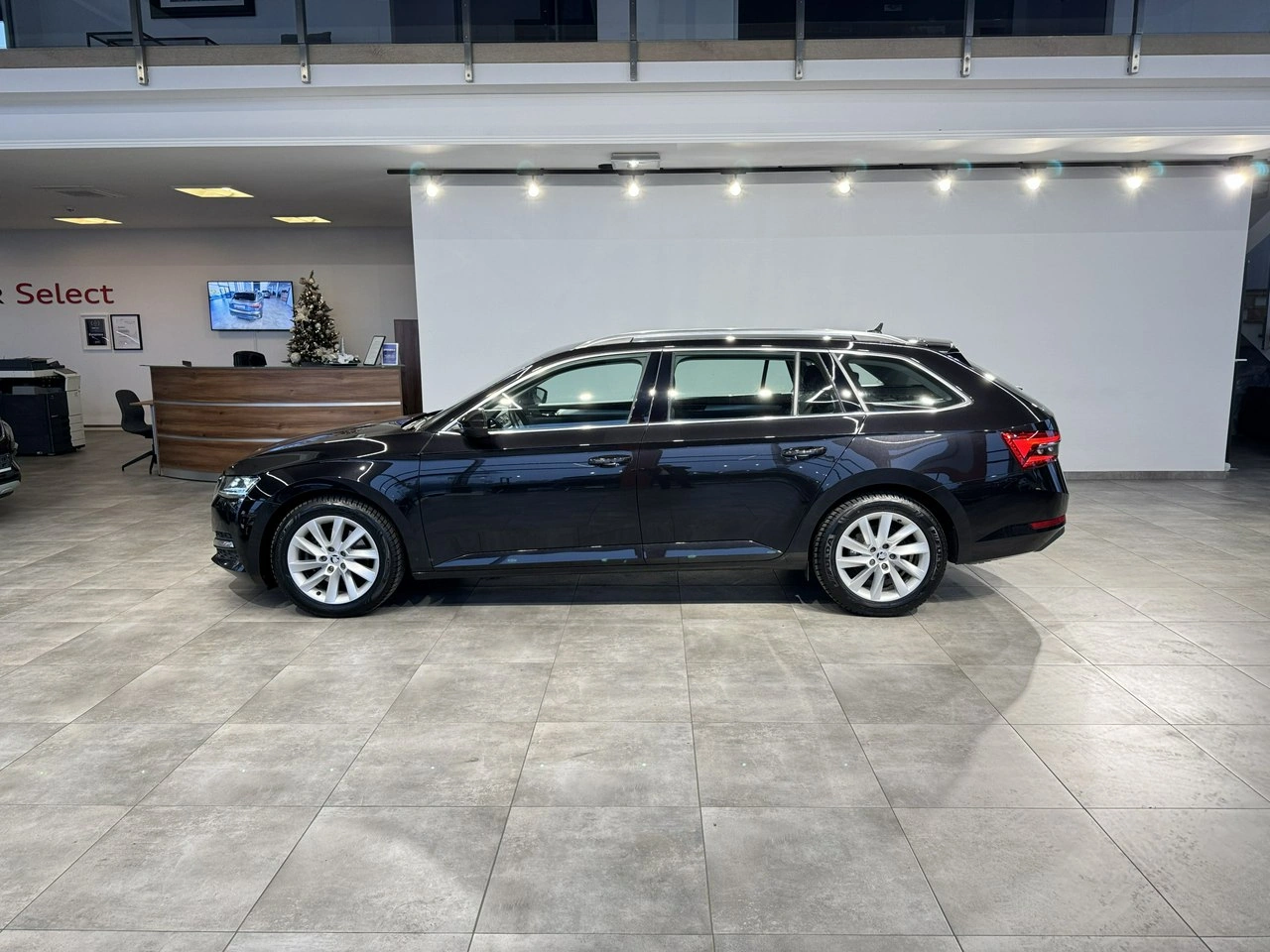 Skoda Superb - Zdjęcie 4