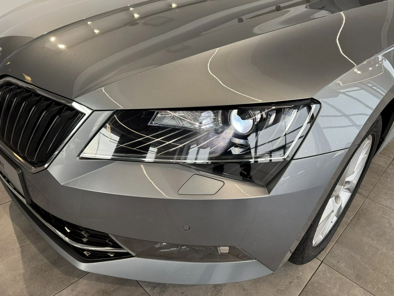 Skoda Superb - Zdjęcie 8