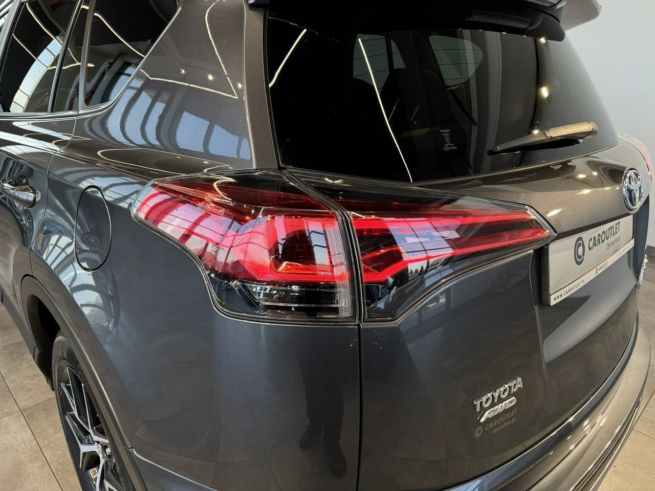 Toyota RAV-4 - Zdjęcie 10