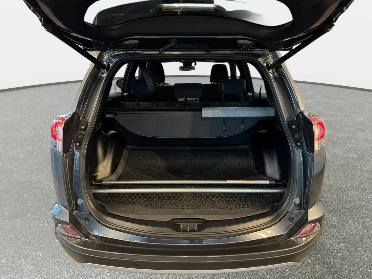 Toyota RAV-4 - Zdjęcie 11