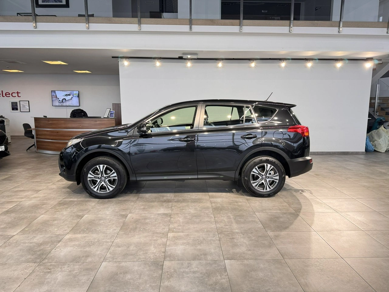 Toyota RAV-4 - Zdjęcie 4