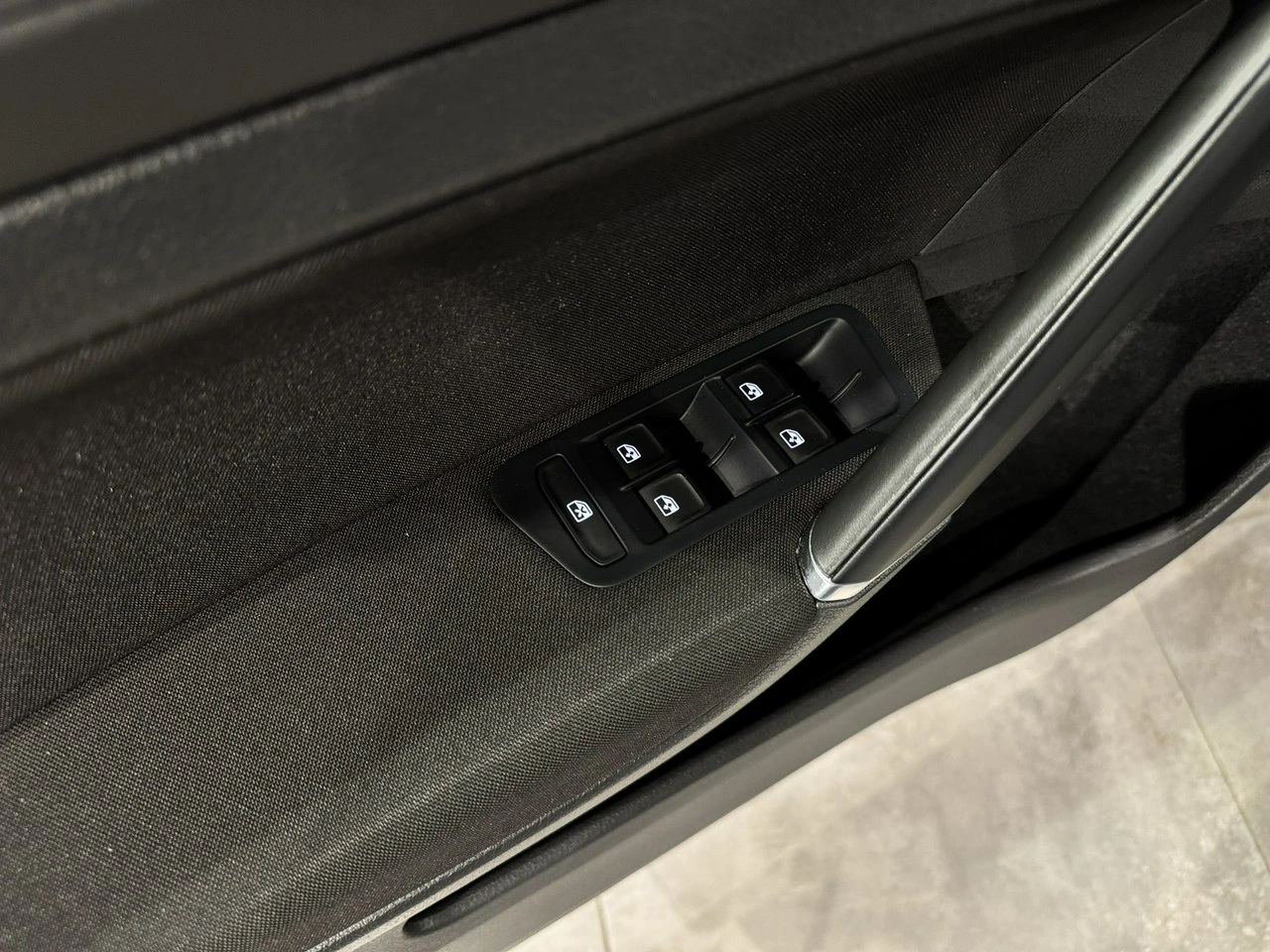 Volkswagen Golf - Zdjęcie 15