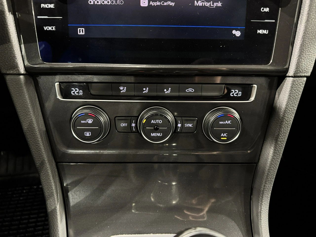 Volkswagen Golf - Zdjęcie 23