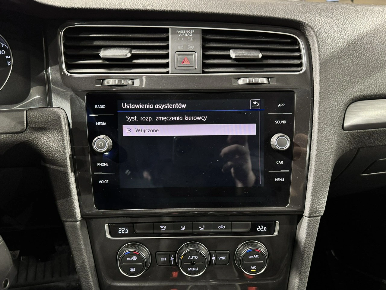 Volkswagen Golf - Zdjęcie 25