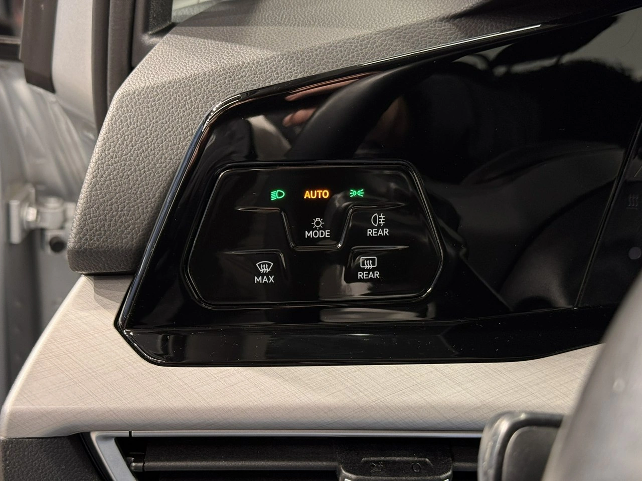 Volkswagen Golf - Zdjęcie 15