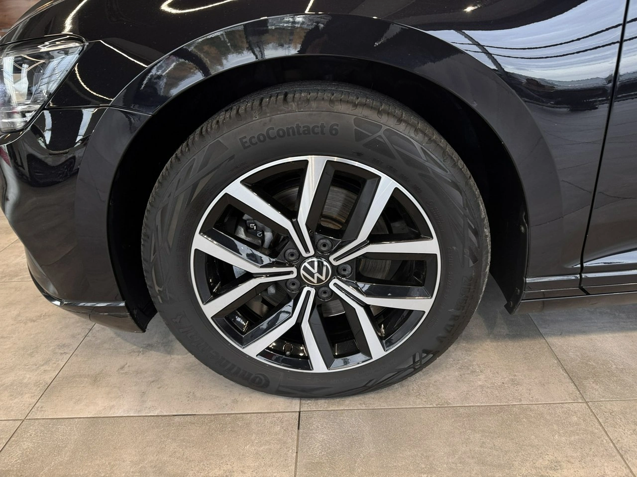 Volkswagen Passat - Zdjęcie 9