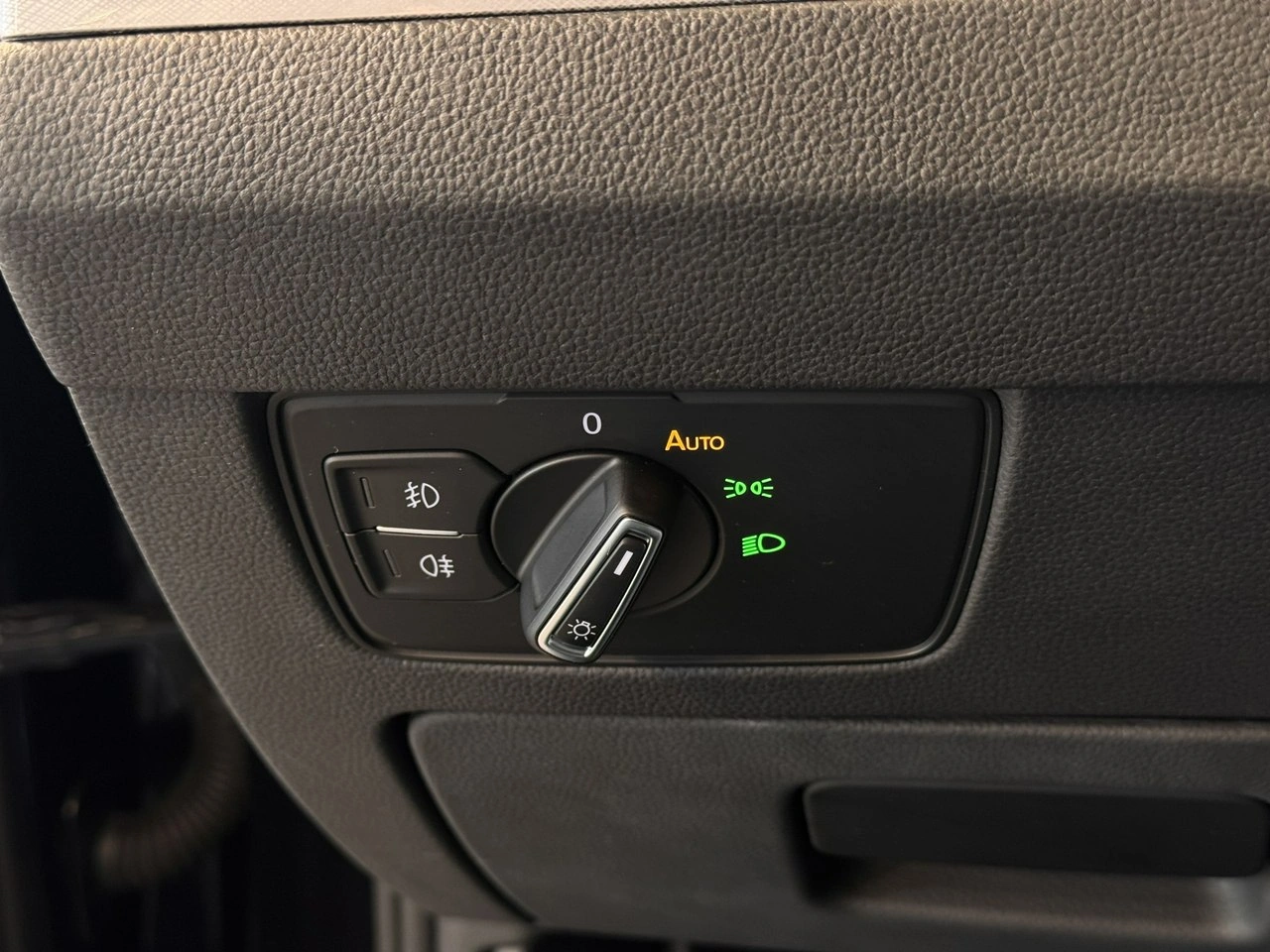 Volkswagen Passat - Zdjęcie 15