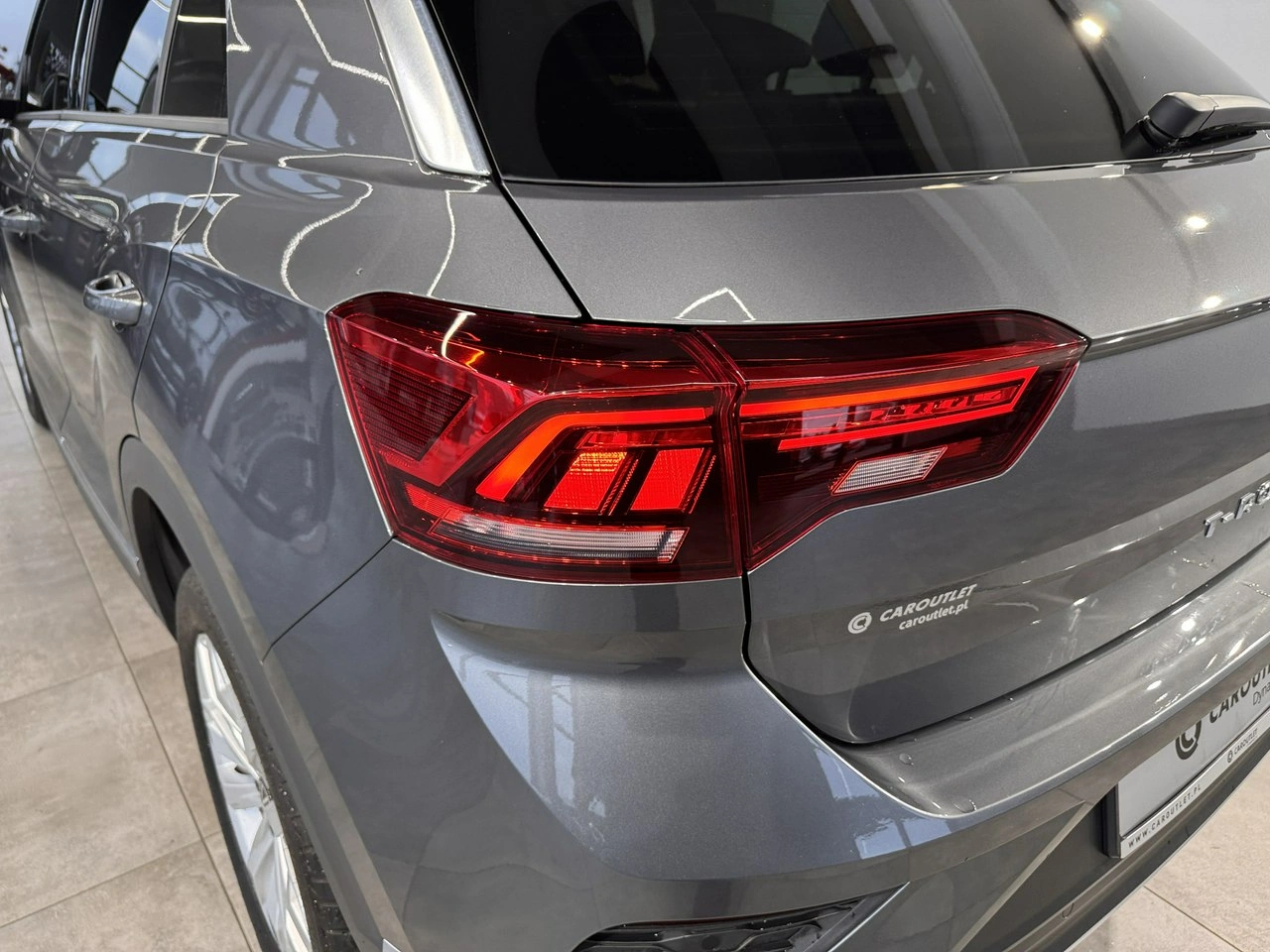 Volkswagen T-Roc - Zdjęcie 10