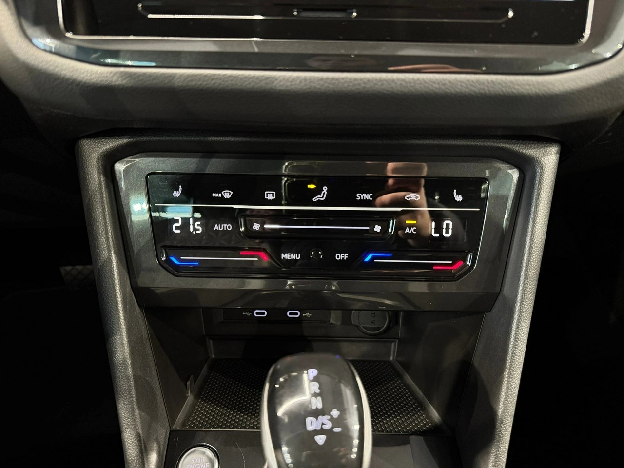 Volkswagen Tiguan - Zdjęcie 22
