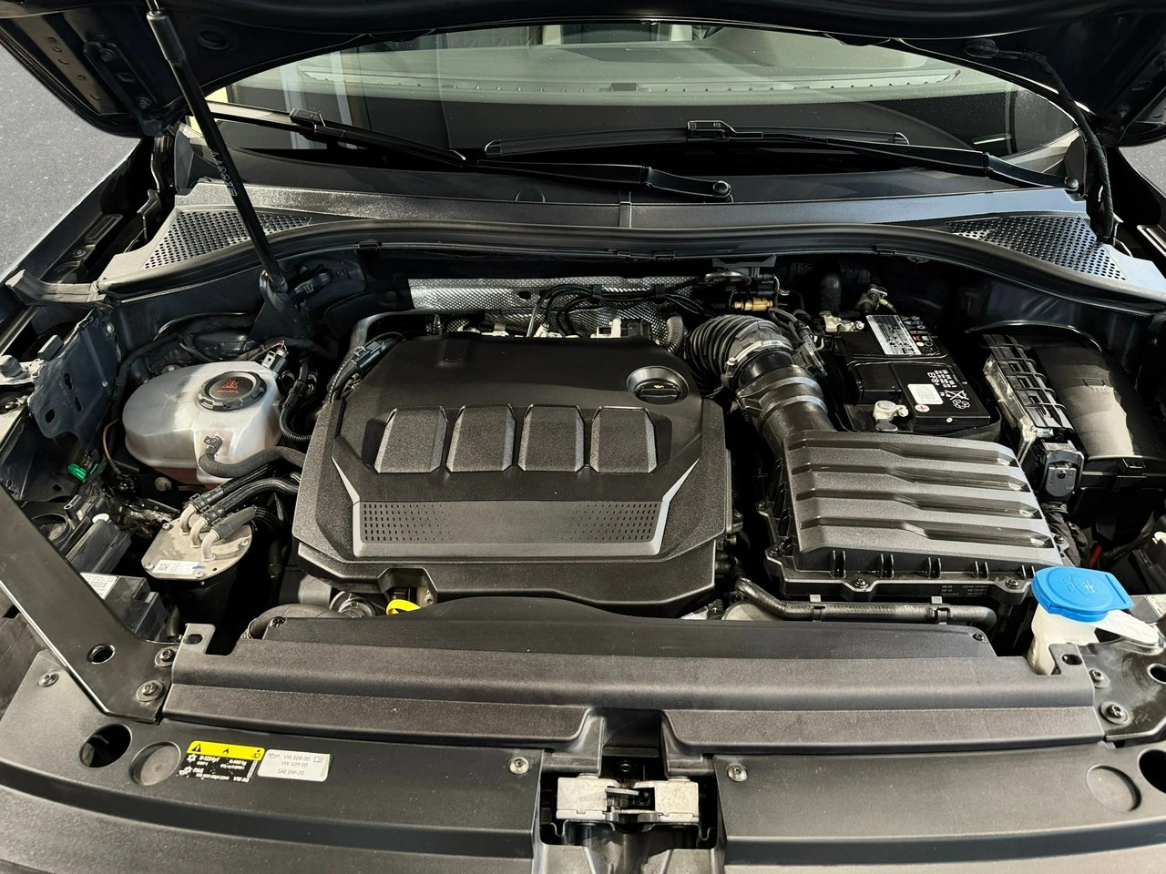Volkswagen Tiguan - Zdjęcie 24