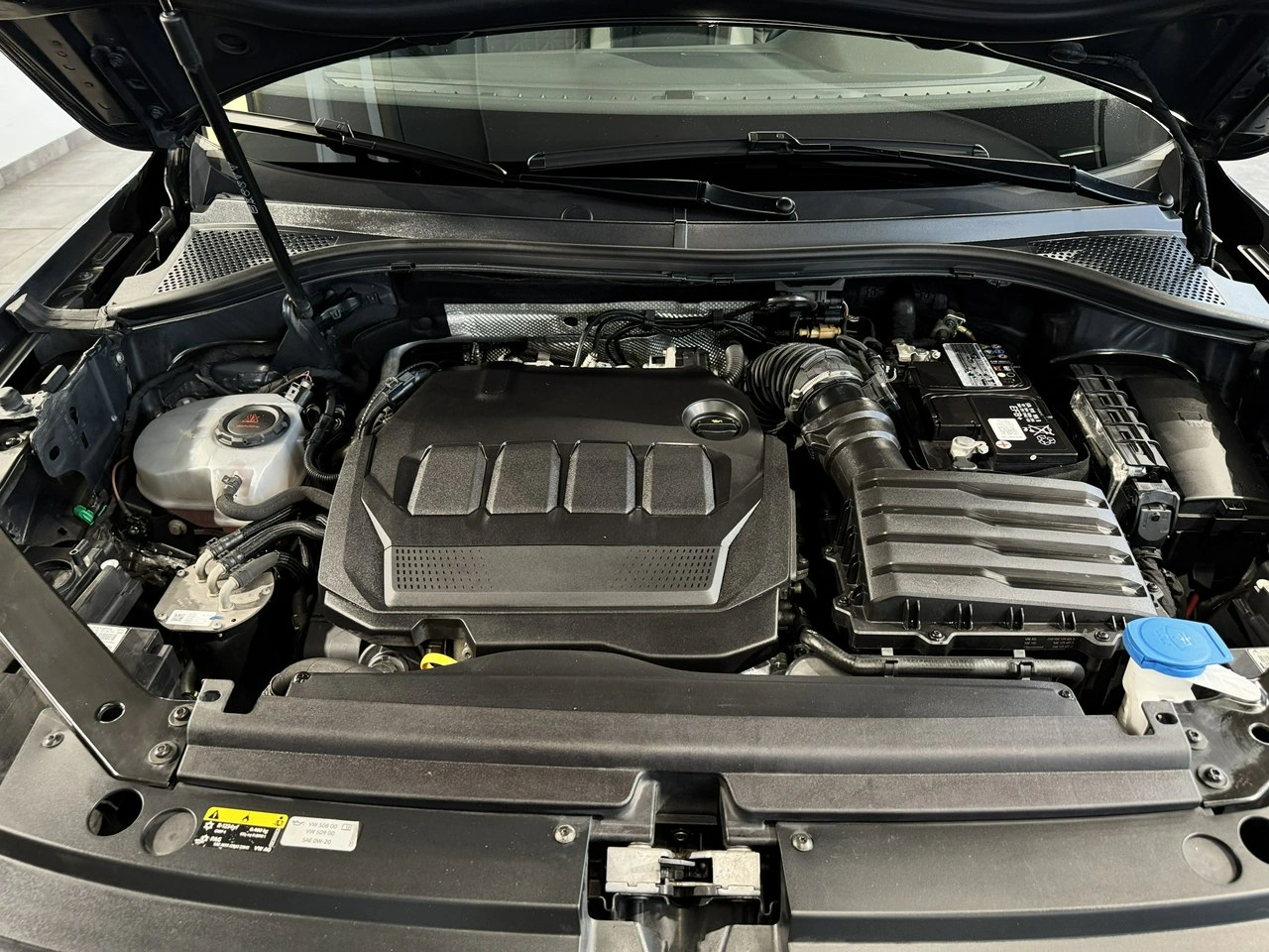 Volkswagen Tiguan - Zdjęcie 24