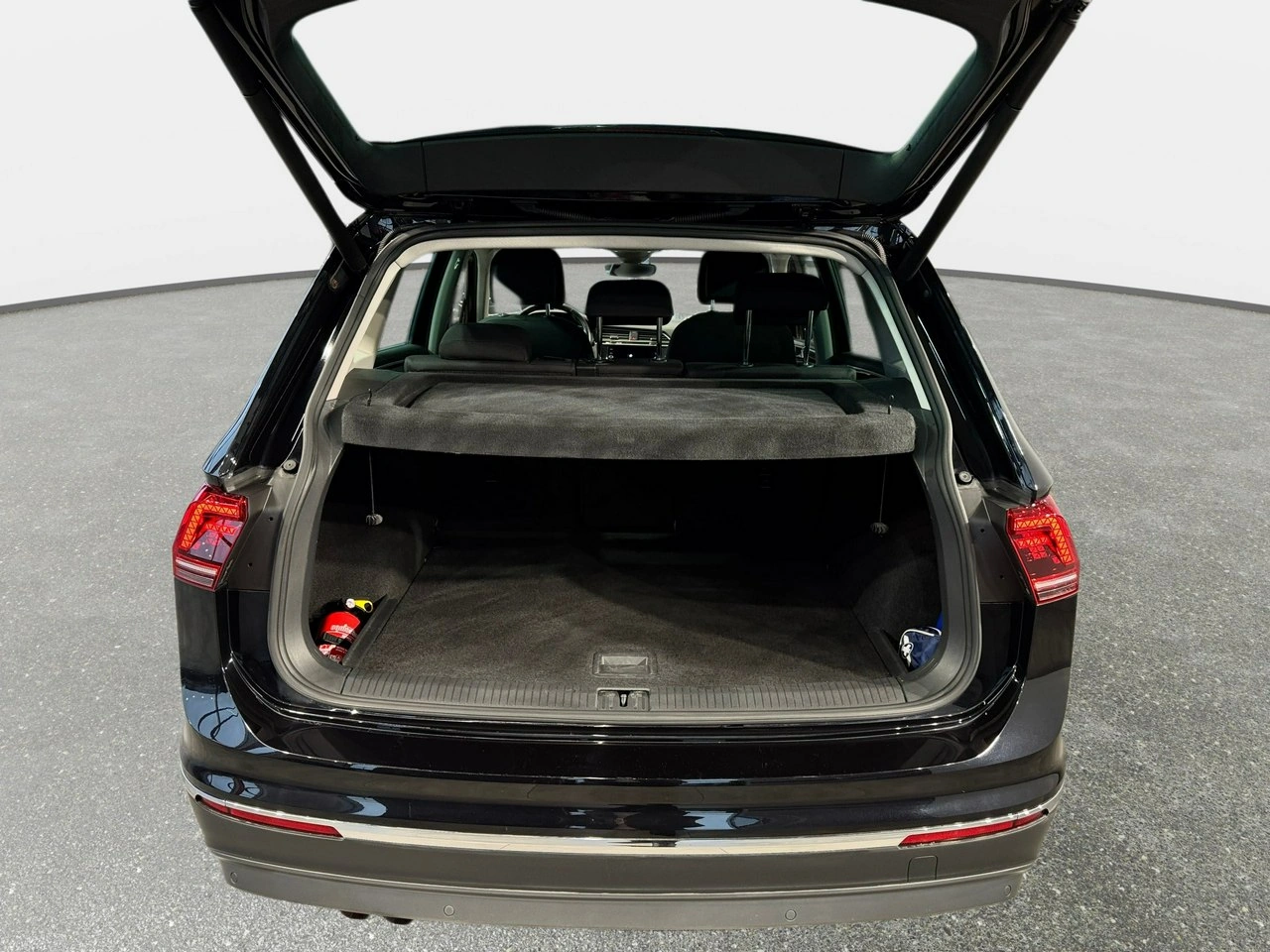Volkswagen Tiguan - Zdjęcie 11