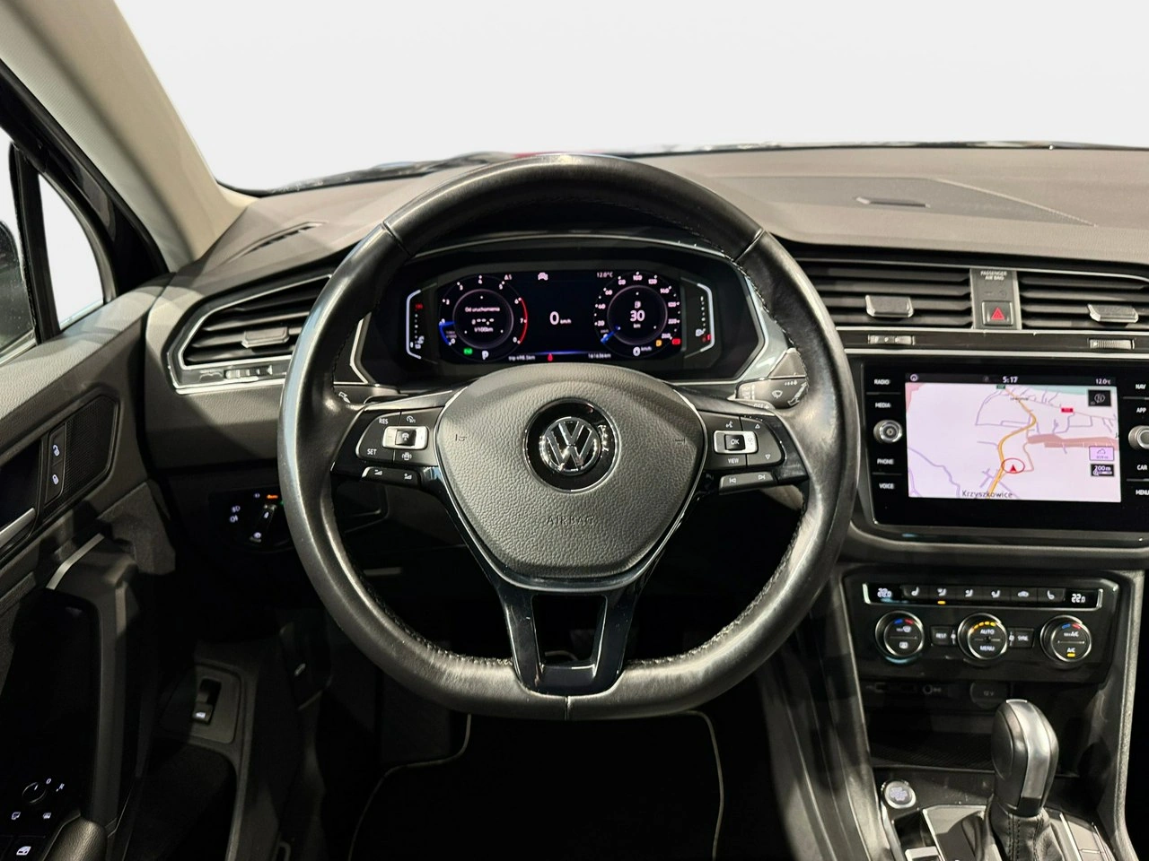 Volkswagen Tiguan - Zdjęcie 20