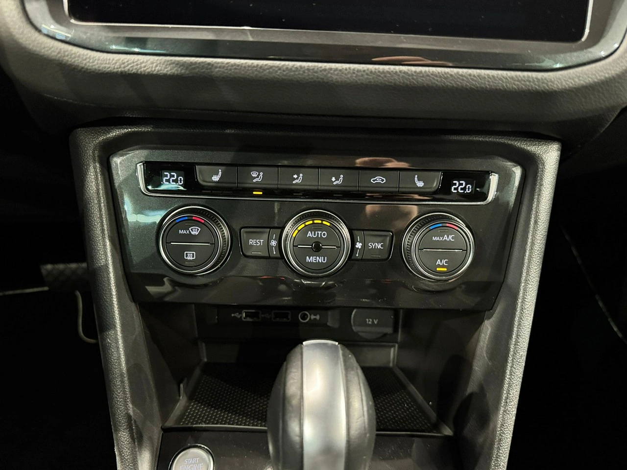 Volkswagen Tiguan - Zdjęcie 26