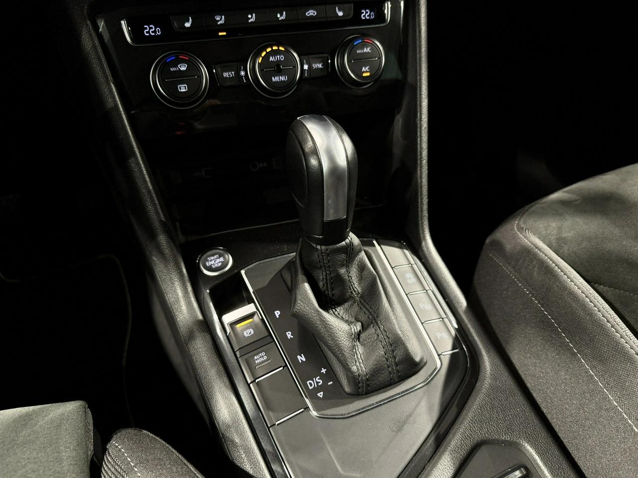 Volkswagen Tiguan - Zdjęcie 27