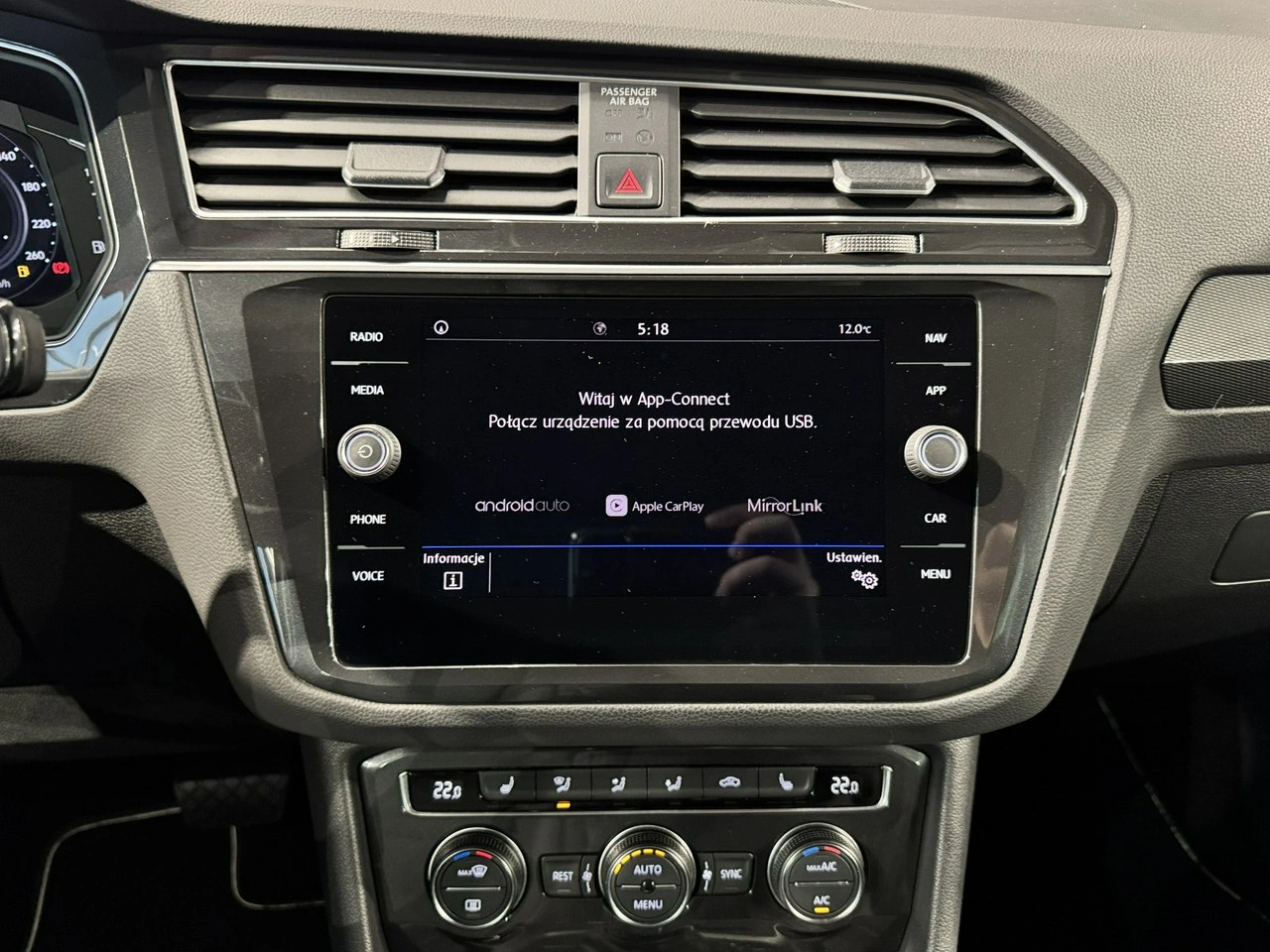 Volkswagen Tiguan - Zdjęcie 28