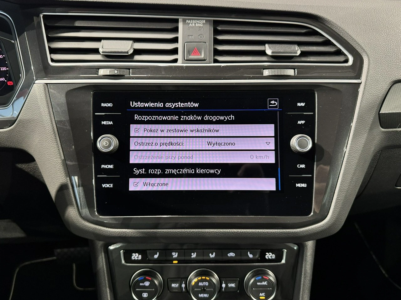 Volkswagen Tiguan - Zdjęcie 33