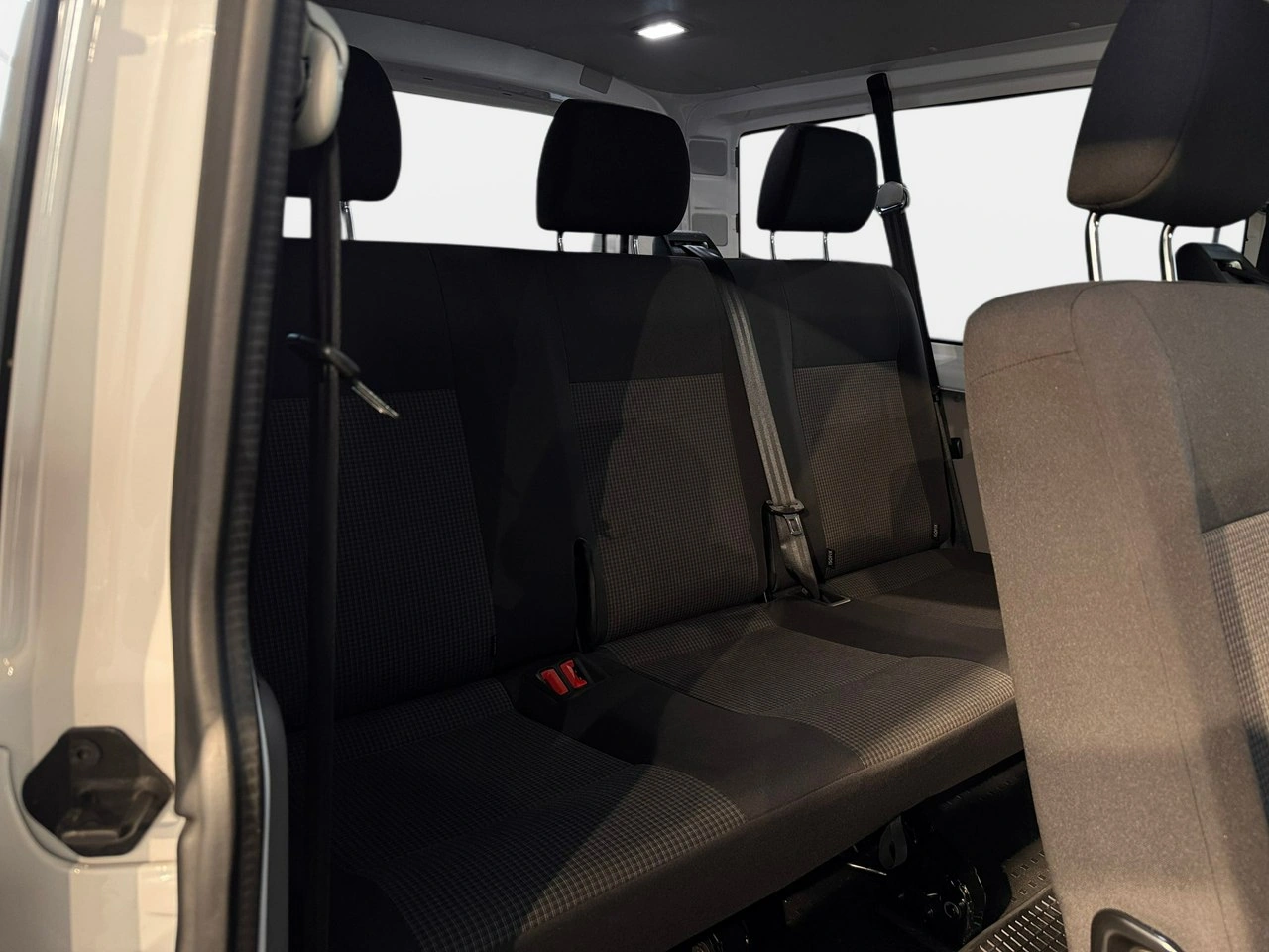 Volkswagen Transporter - Zdjęcie 10