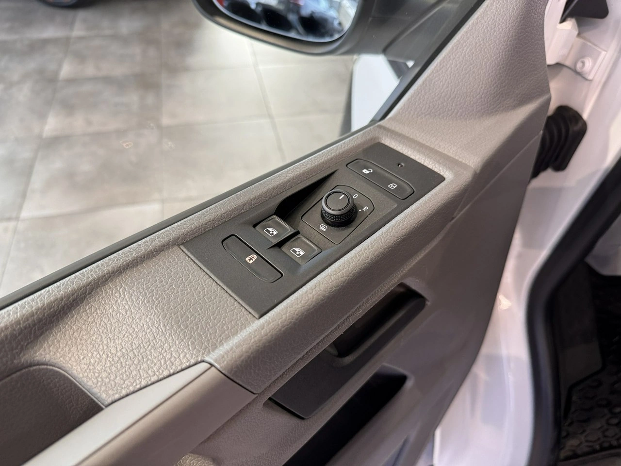 Volkswagen Transporter - Zdjęcie 12