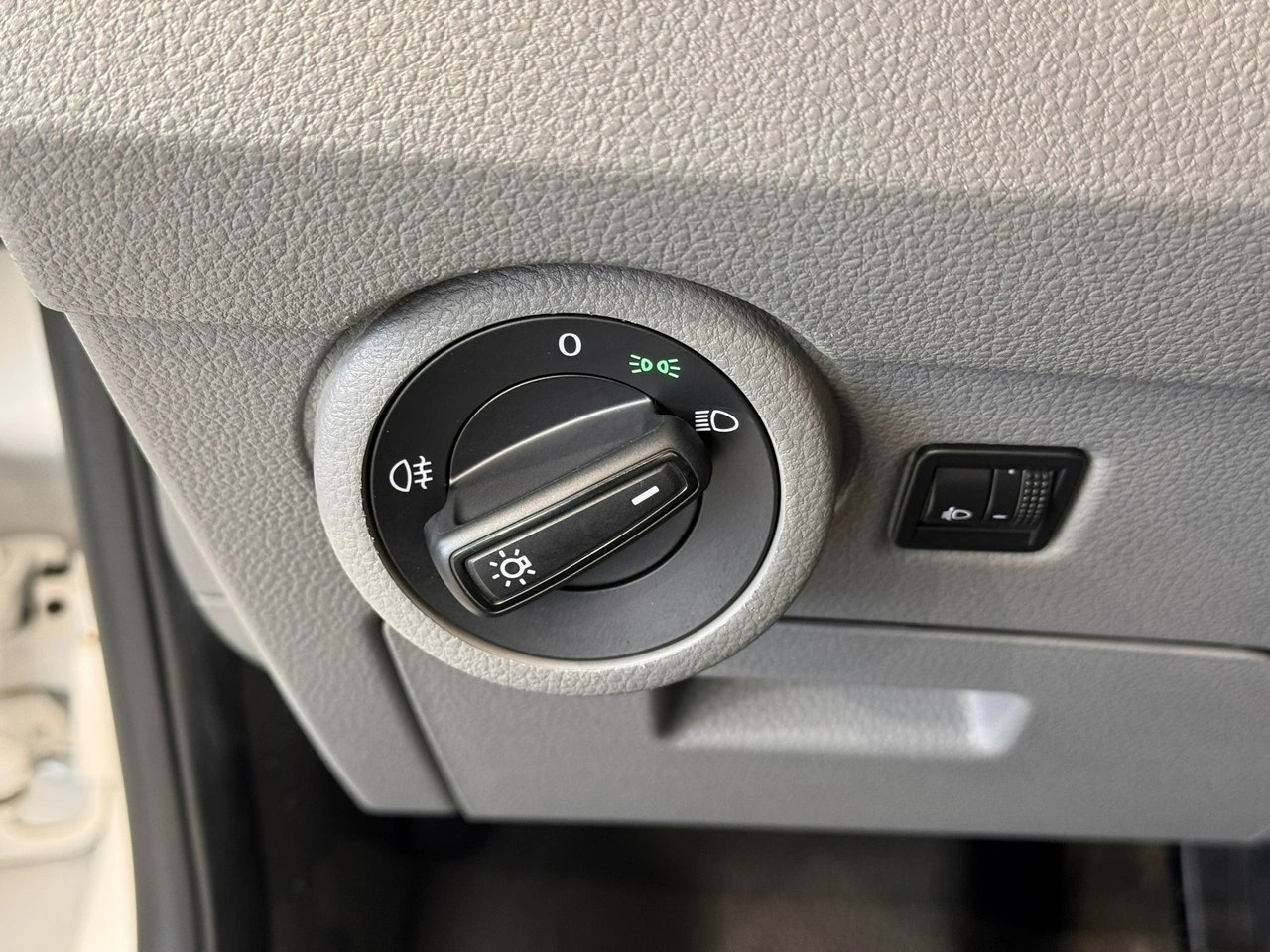 Volkswagen Transporter - Zdjęcie 14