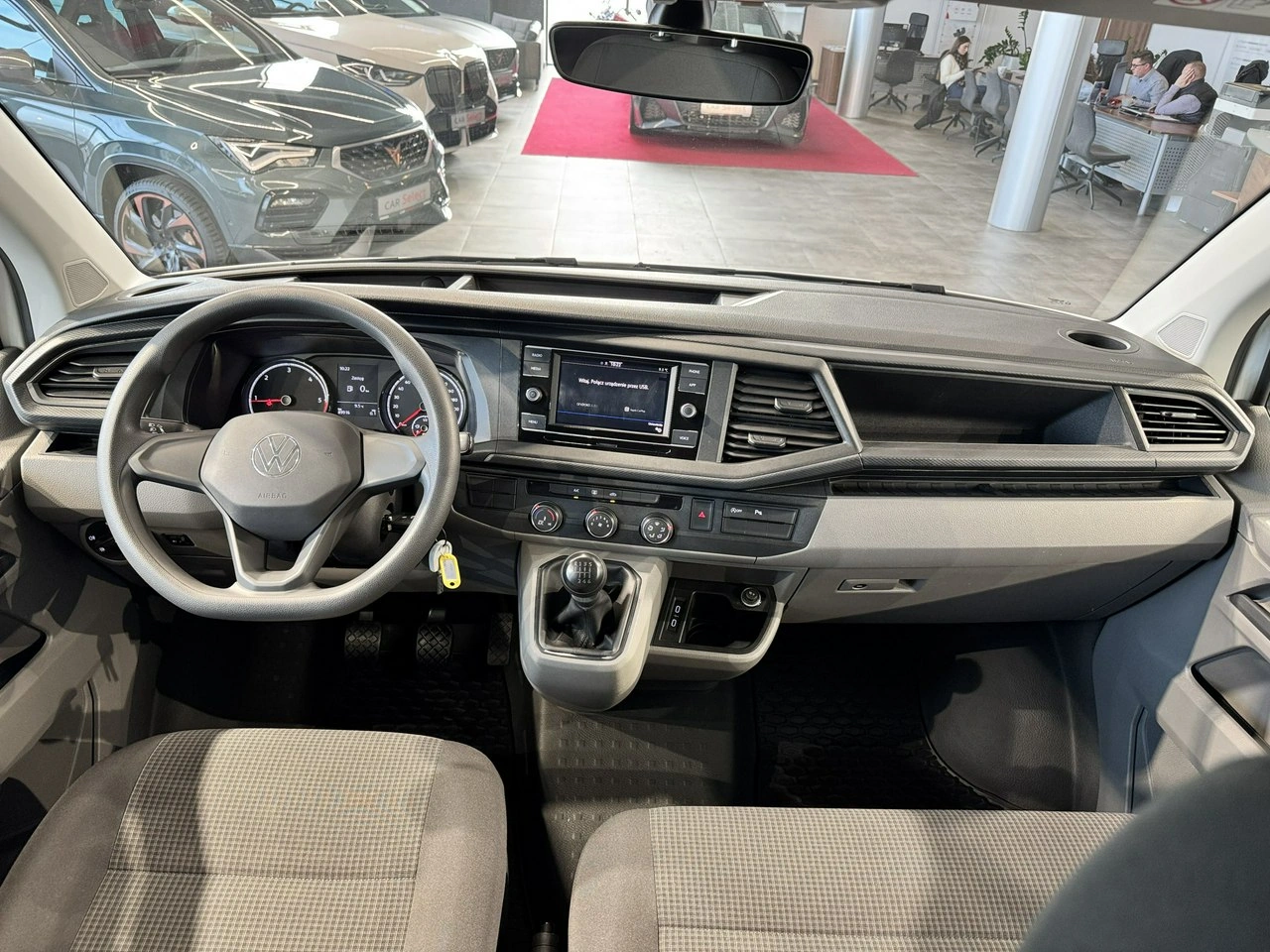 Volkswagen Transporter - Zdjęcie 15