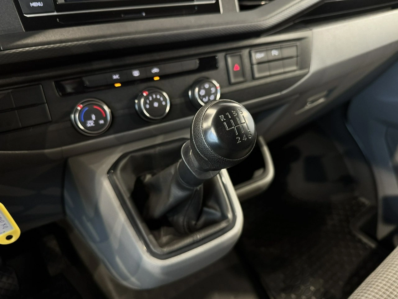 Volkswagen Transporter - Zdjęcie 20