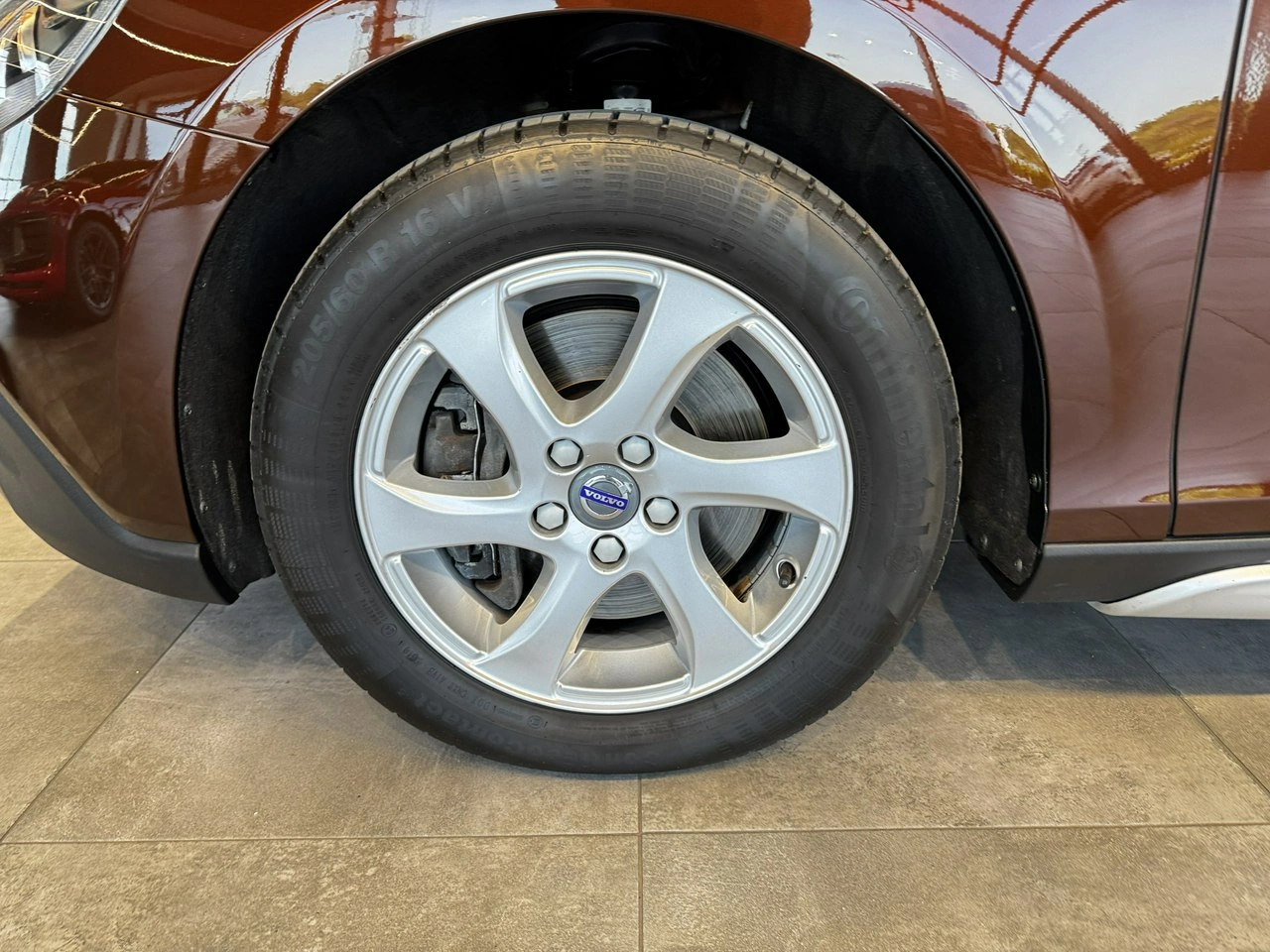 Volvo V40 Cross Country - Zdjęcie 11