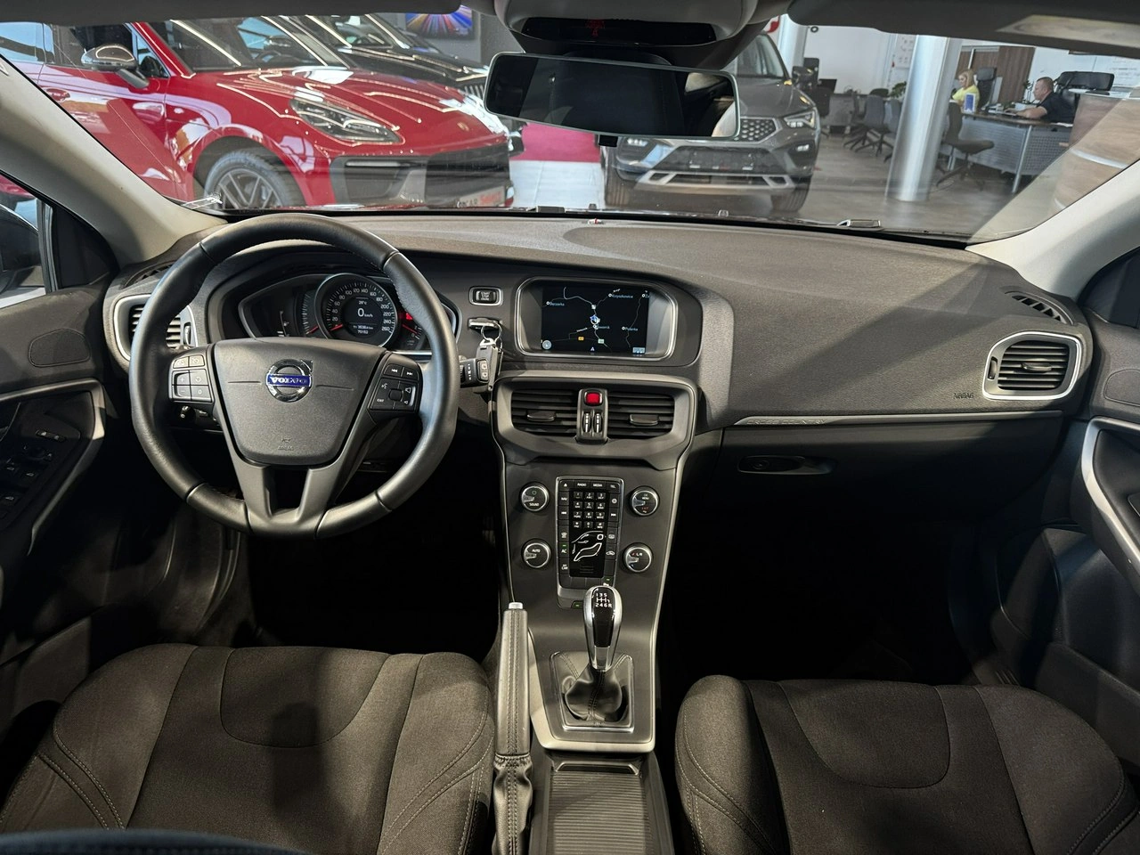 Volvo V40 Cross Country - Zdjęcie 16