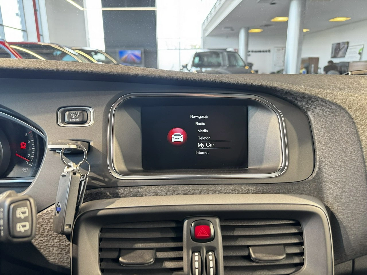 Volvo V40 Cross Country - Zdjęcie 24