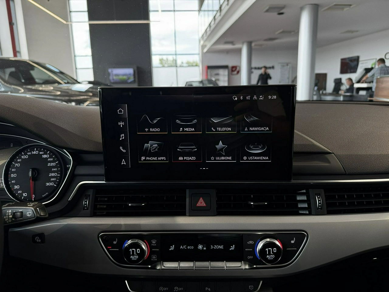 Audi A4 - Zdjęcie 22