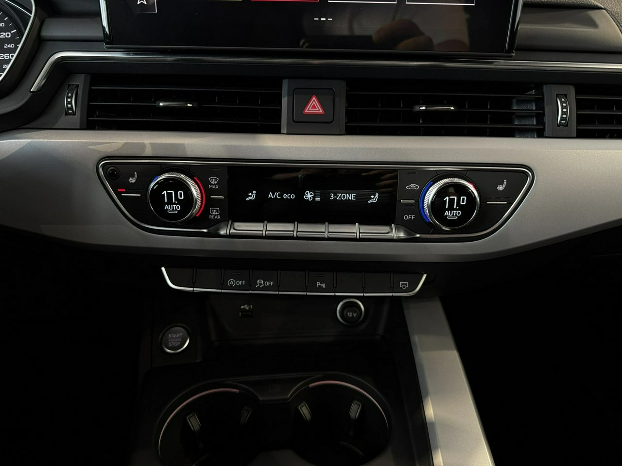 Audi A4 - Zdjęcie 25