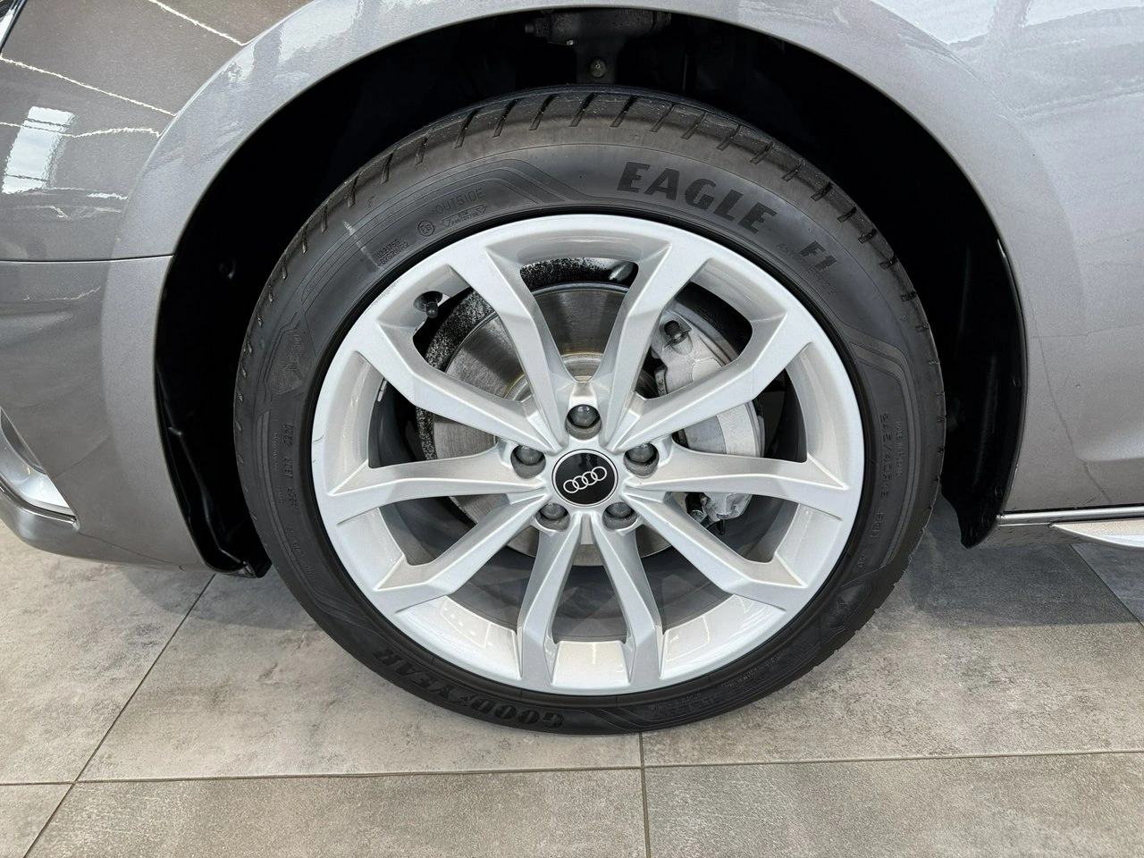 Audi A4 - Zdjęcie 9