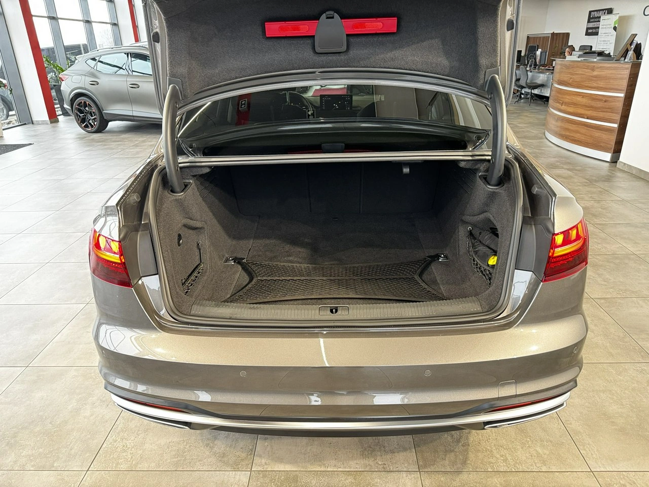 Audi A4 - Zdjęcie 11