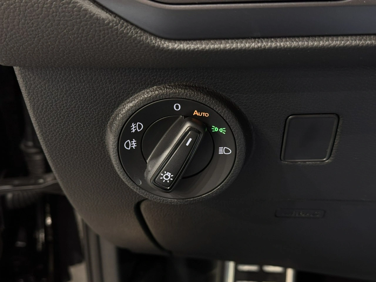 Cupra Ateca - Zdjęcie 32