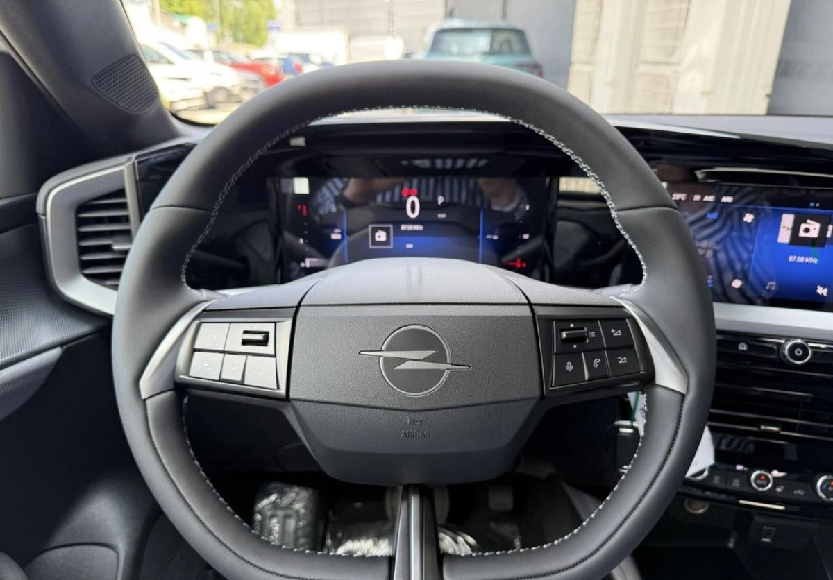 Opel Mokka - Zdjęcie 10