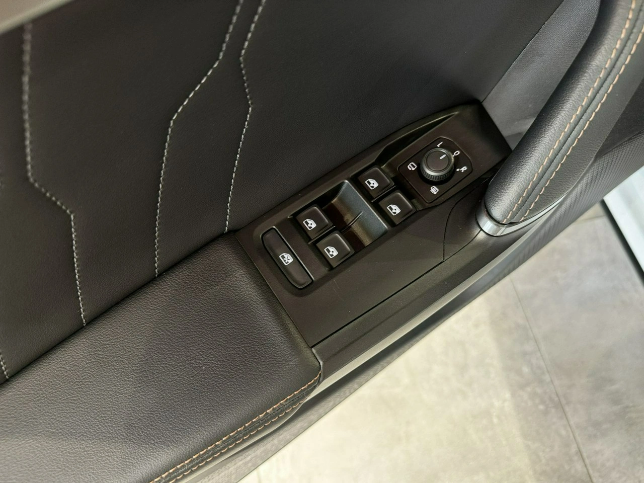 Cupra Formentor - Zdjęcie 23