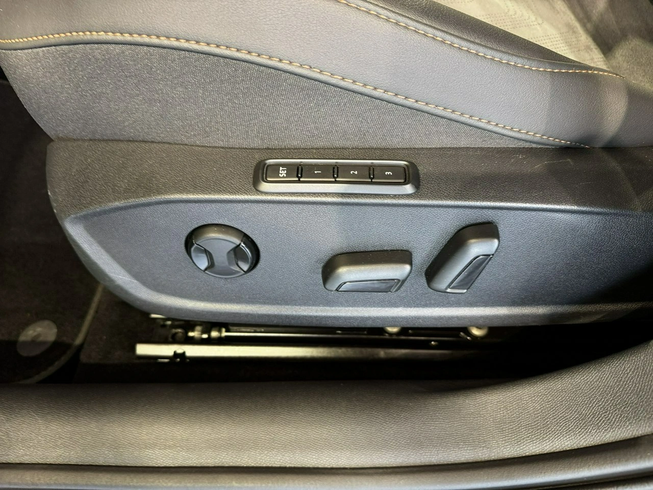 Cupra Formentor - Zdjęcie 12