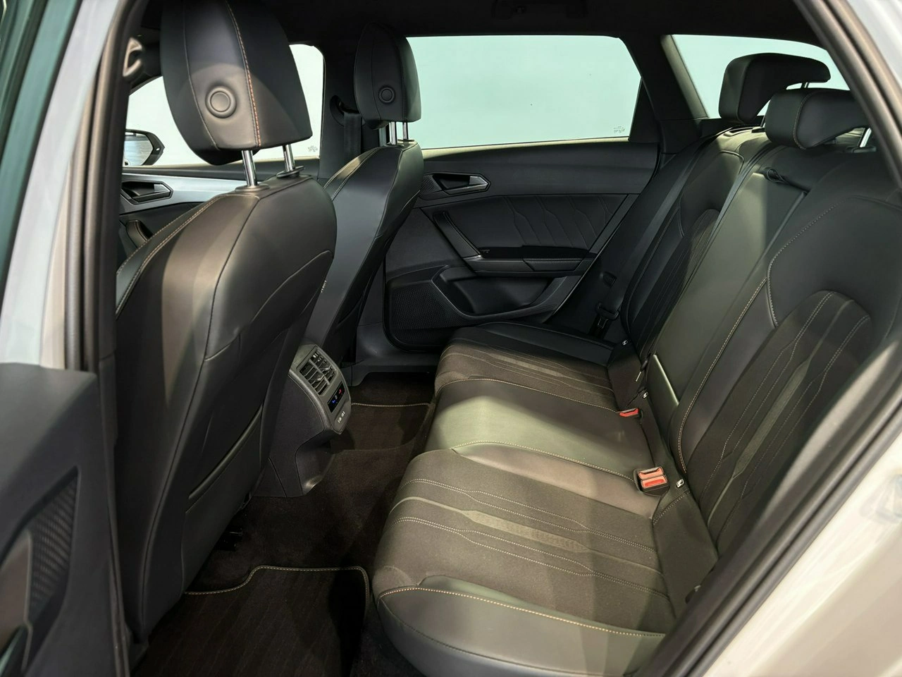 Cupra Leon Sportstourer - Zdjęcie 12