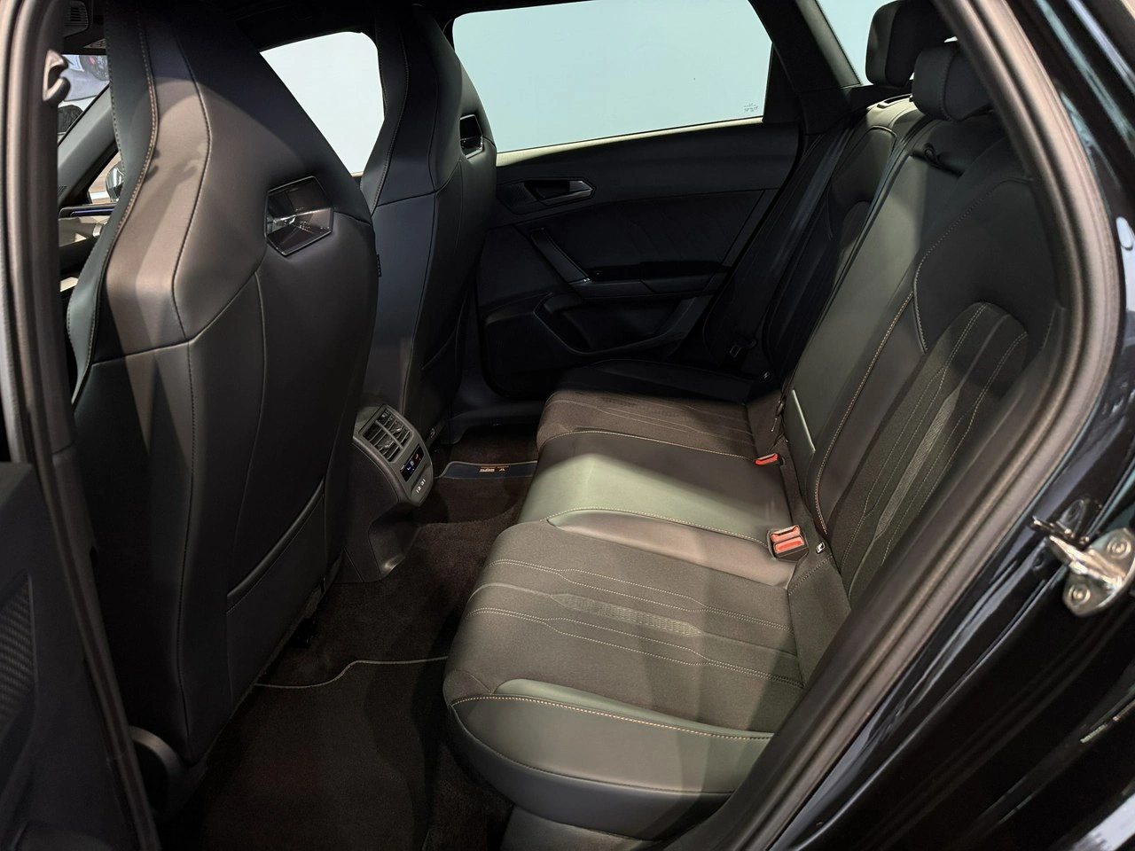 Cupra Leon Sportstourer - Zdjęcie 16