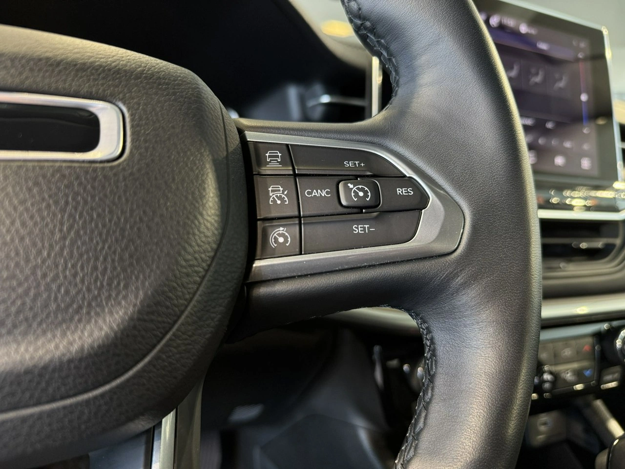 Jeep Compass - Zdjęcie 20