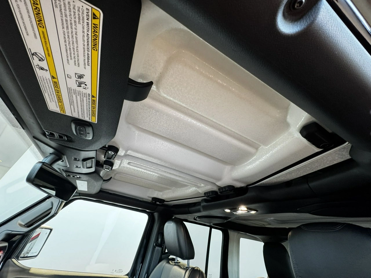 Jeep Wrangler - Zdjęcie 20