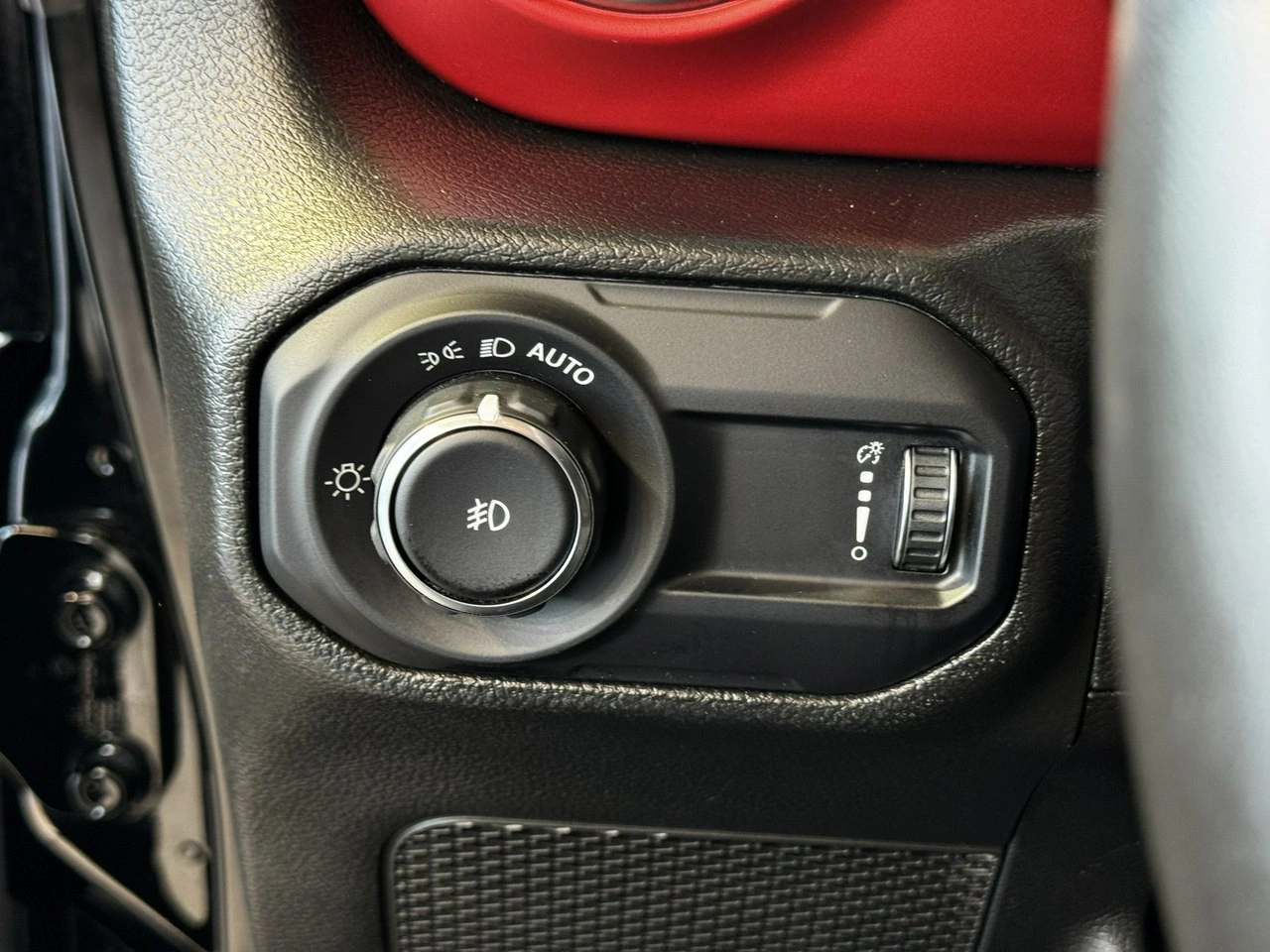 Jeep Wrangler - Zdjęcie 21