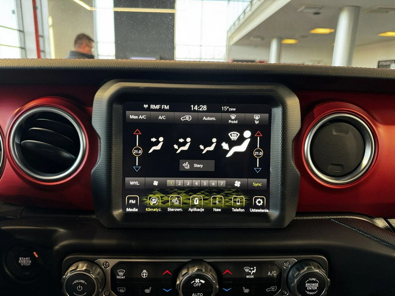 Jeep Wrangler - Zdjęcie 29