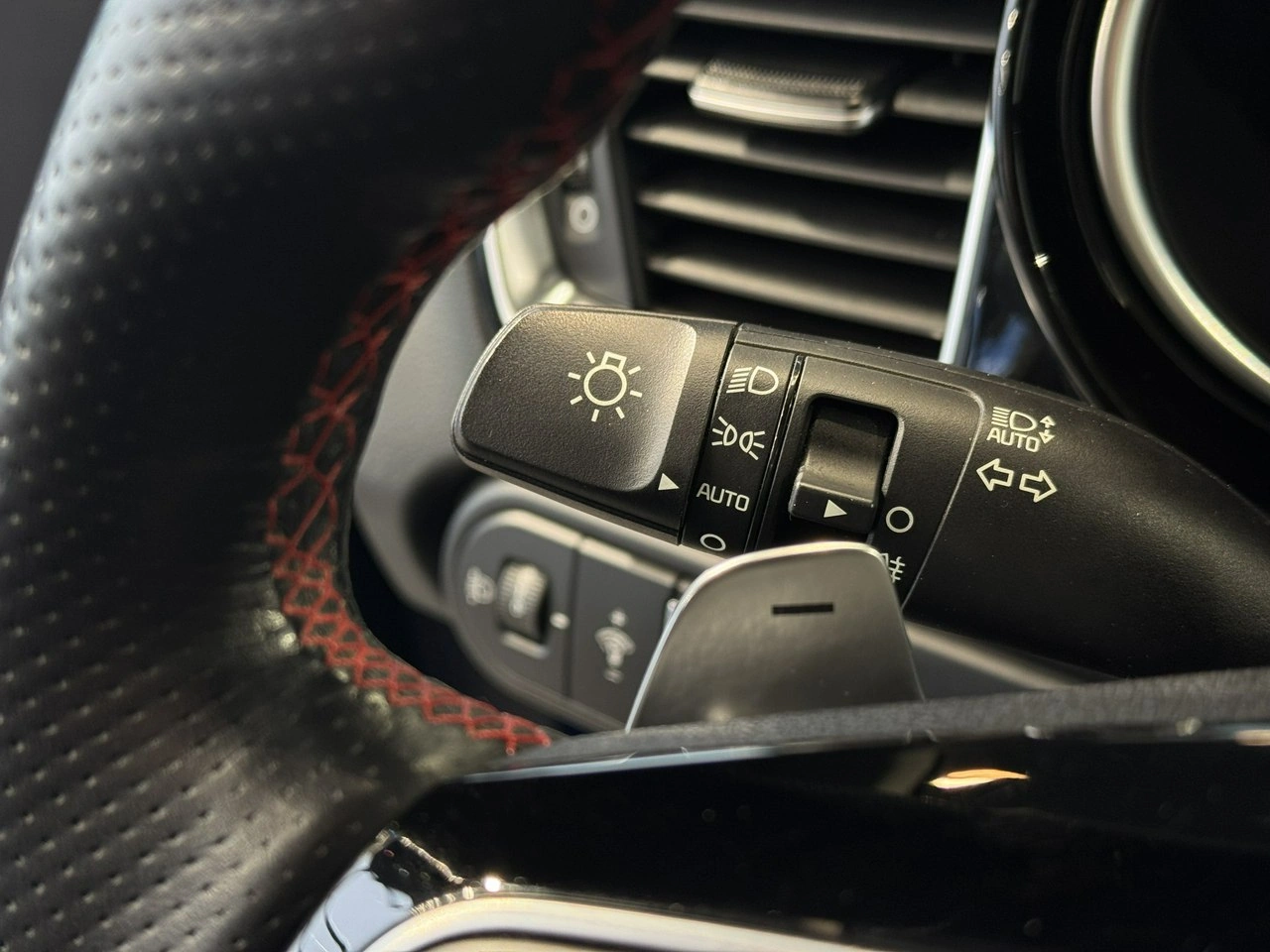 Kia Ceed - Zdjęcie 18