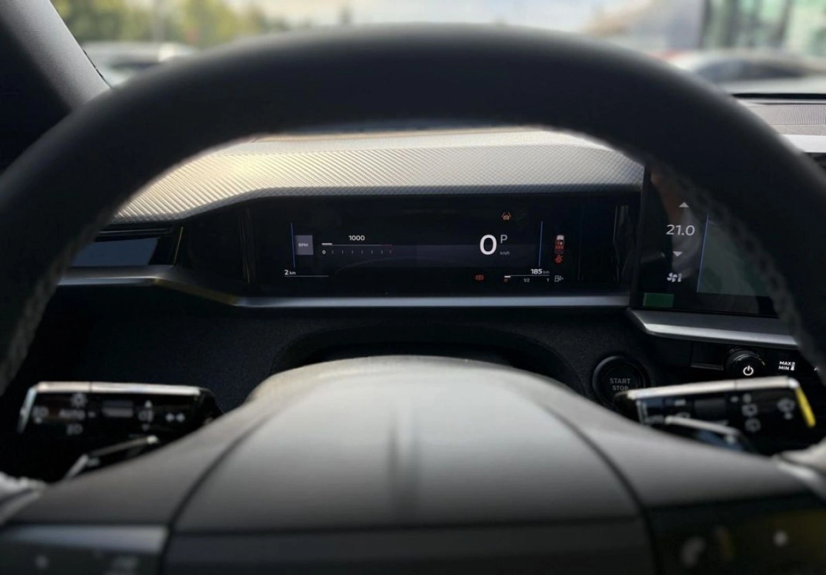 Opel Grandland - Zdjęcie 16