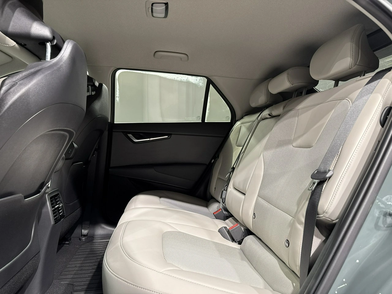 Kia Niro - Zdjęcie 13