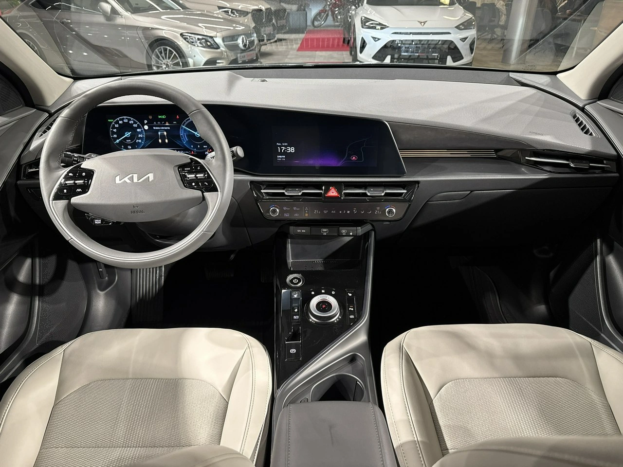 Kia Niro - Zdjęcie 15