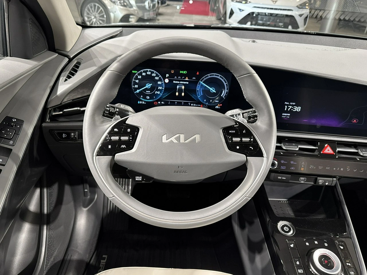 Kia Niro - Zdjęcie 16