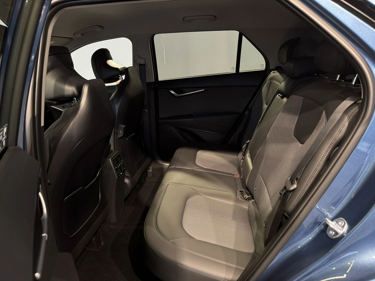 Kia Niro - Zdjęcie 13