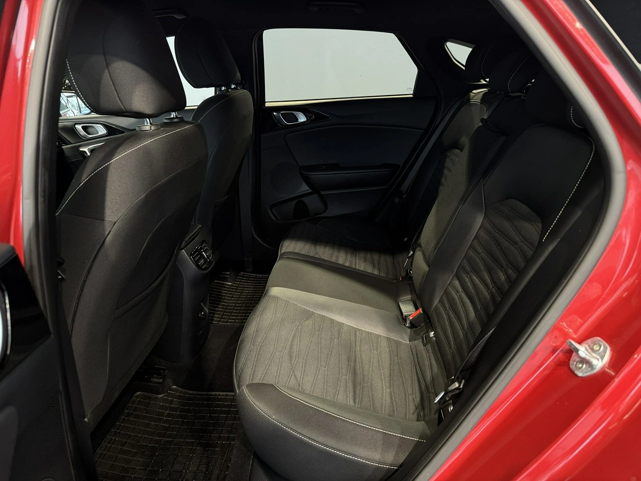 Kia Pro_cee'd - Zdjęcie 13